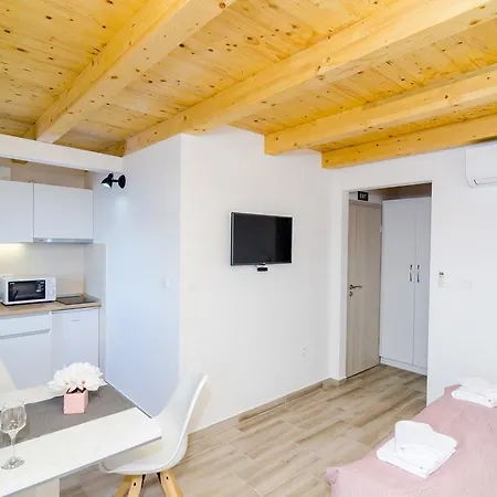 Shining Star Apartamento