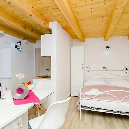 Shining Star * Dubrovnik