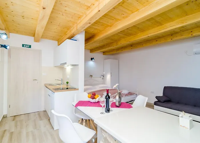 Διαμέρισμα Shining Star *