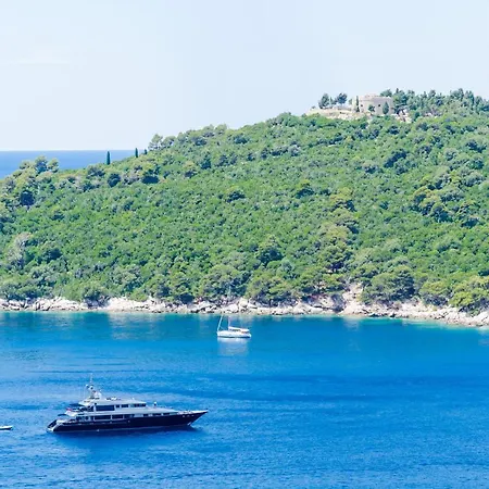 Shining Star Дубровник